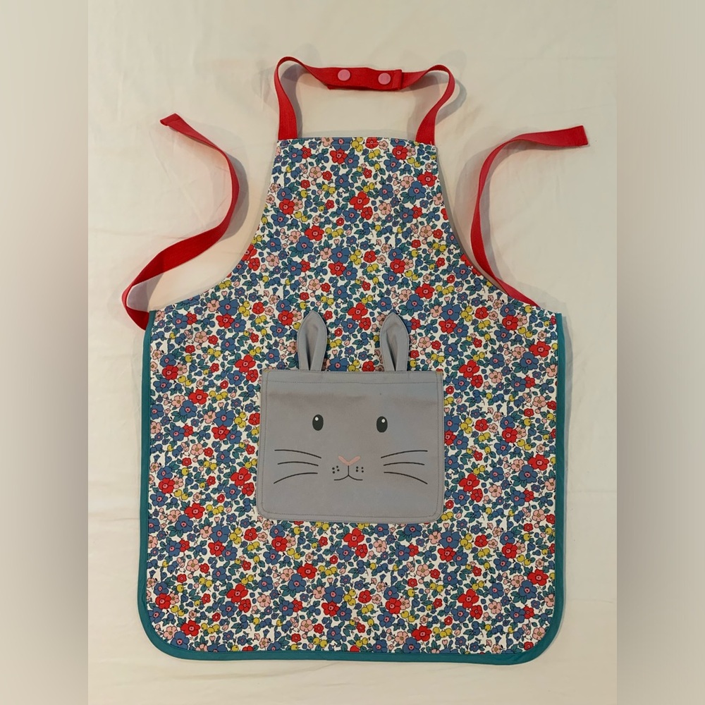 Mini Boden Apron, British brand, bunny pocket, age 9-12, adjustable size
